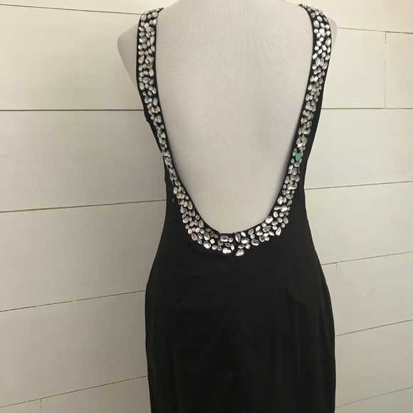 Shulami Open-Back Cocktail Dress - Picture 2 of 3